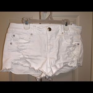 American Eagle Outfitters white shorts